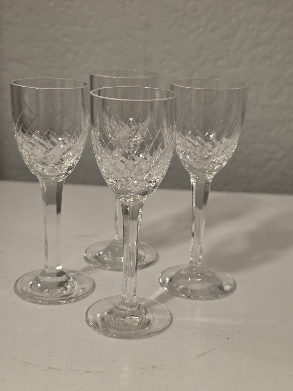 Crystal Cut Liqueur/ Cordial Glasses - Clear Stemware (Set of 4)